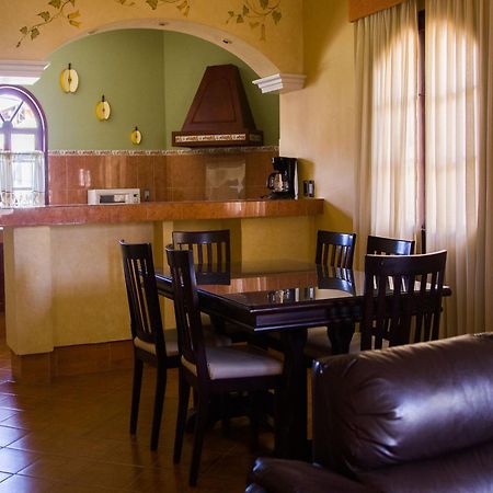Suites Bello Xochimilco By Dot Tradition Oaxaca Phòng bức ảnh